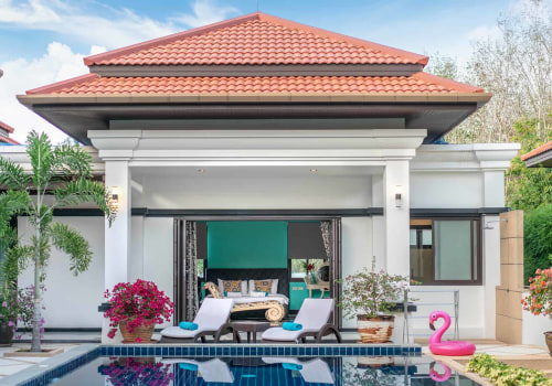 The Five Main Types of Roof Styles: An Expert's Perspective